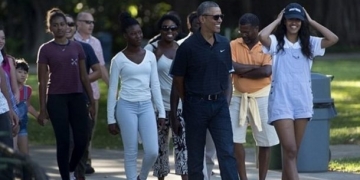 Eski ABD Başkanı Barack Obama ve ailesi dünya turu yaptı!