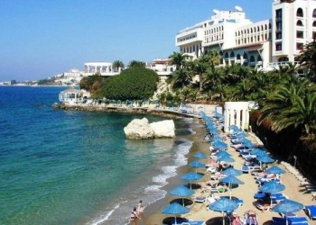 Türkiye’nin Kuşadası’ndaki ünlü oteli el değiştirdi!