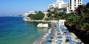 Türkiye’nin Kuşadası’ndaki ünlü oteli el değiştirdi!