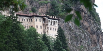 Sümela Manastırı’nın tamamının hizmete açılacağı tarih belli oldu