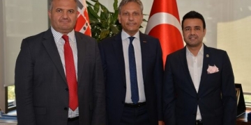 Taksiciler ile sorun yaşayan TÜRSAB çözüm için harekete geçti!