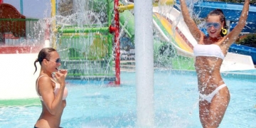 Antalya rekor kırdı... Gelen turist sayısı 12,5 milyonu geçti!