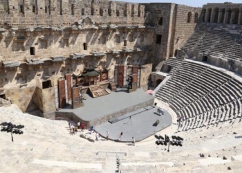 Asırlara meydan okuyan Aspendos, mimarisiyle turistleri kendine hayran bırakıyor!