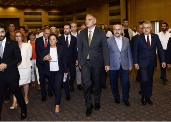 Bakan Ersoy: Bağlıkaya, TÜRSAB’ı sorunlarla devraldı!