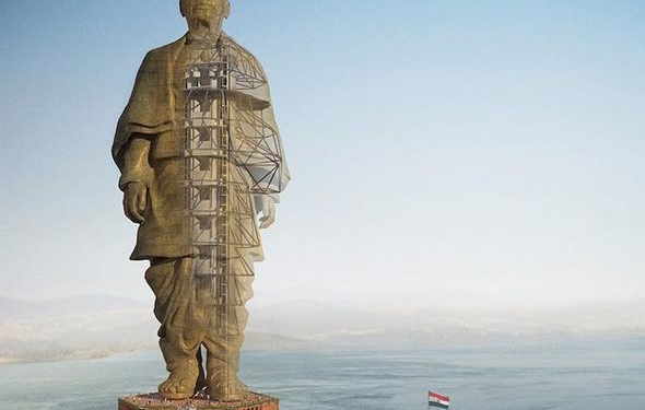 Hindistan'da dünyanın en büyük heykeli tamamlanıyor!