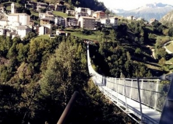 İtalya’daki Avrupa’nın en uzun yaya köprüsünden muhteşem manzaralar (Video)