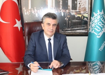 Kaçak rehber isyanı: Türkleri turistlere ‘Barbar’ diye tanıtıyorlar!