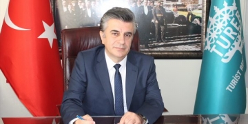 Kaçak rehber isyanı: Türkleri turistlere ‘Barbar’ diye tanıtıyorlar!