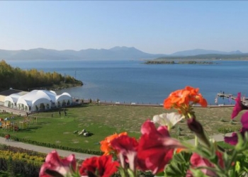 “Kazakistan’ın İsviçre’si” Burabay’a turist ilgisi artıyor!