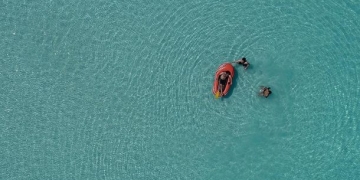 Türkiye’nin Maldivler’i Salda Gölü binlerce turisti ağırladı!