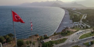 Türkiye’nin turizm başkenti Antalya 8 ayda 180 ülkeden 9 milyon turisti ağırladı!