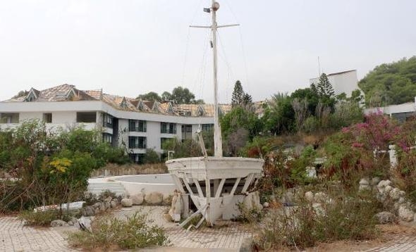 Antalya'daki 5 yıldızlı Hayalet Otel turistleri şaşkına çeviriyor!