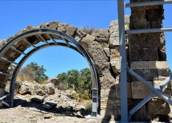 Herodes Atticus Hamamı’nın kemerleri ‘çelik’ ile kurtarıldı!