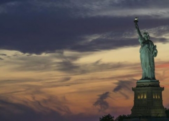 ABD’nin ünlü Özgürlük Heykeli’nin meşalesi müzeye taşındı!