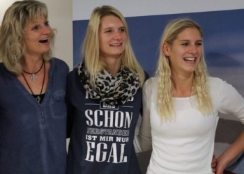 Antalya Havalimanı’na gelen 30 milyonuncu yolcu tatil kazandı!