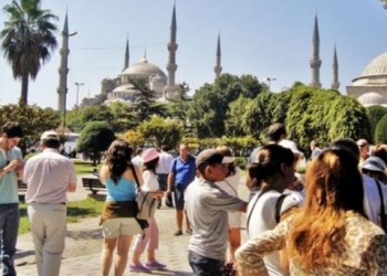 Türkiye'de en çok geceleyen turistler Letonyalılar!