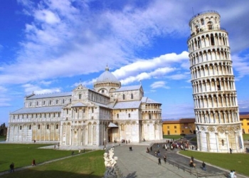 İtalya’nın ünlü simgesi Pisa Kulesi’nin eğimi azalıyor!