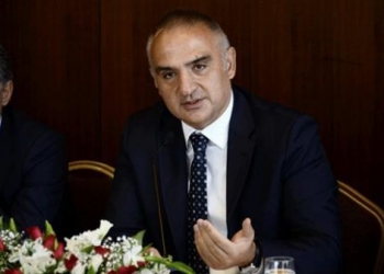 Bakan Ersoy: Teşvikle turizme kalıcı çözüm bulamazsınız!
