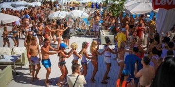 Rusya ile gerilen Ukraynalı turistlerin yurt dışı tercihleri yine Türkiye!