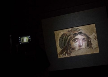 ‘Çingene Kızı’ mozaiğinin parçalarını bakan Ersoy tanıtacak!