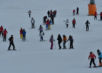 Kış turizmi sezon açtı, Cıbıltepe Kayak Merkezi doldu taştı!