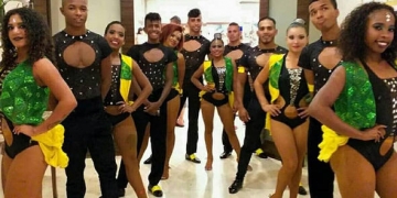 Kolombiyalı dansçılar Atatürk Havalimanı'nda 12 gündür mahsur!