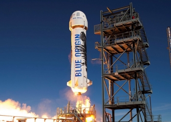 Blue Origin uzay turizmini resmen başlatmaya hazırlanıyor!