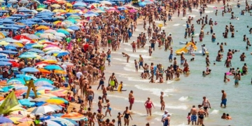 Turistlerin Türkiye’de kredi kartı harcamasında patlama yaşandı!