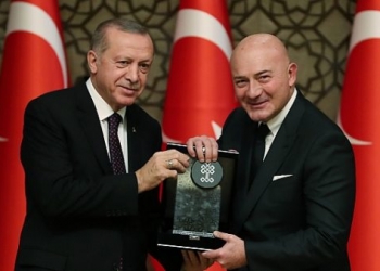 Kültür ve Turizm Bakanlığı özel ödülü ‘Ara Güler Müzesi’nin!