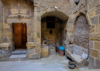 Mısır’daki 355 yıllık Türk evi direniyor