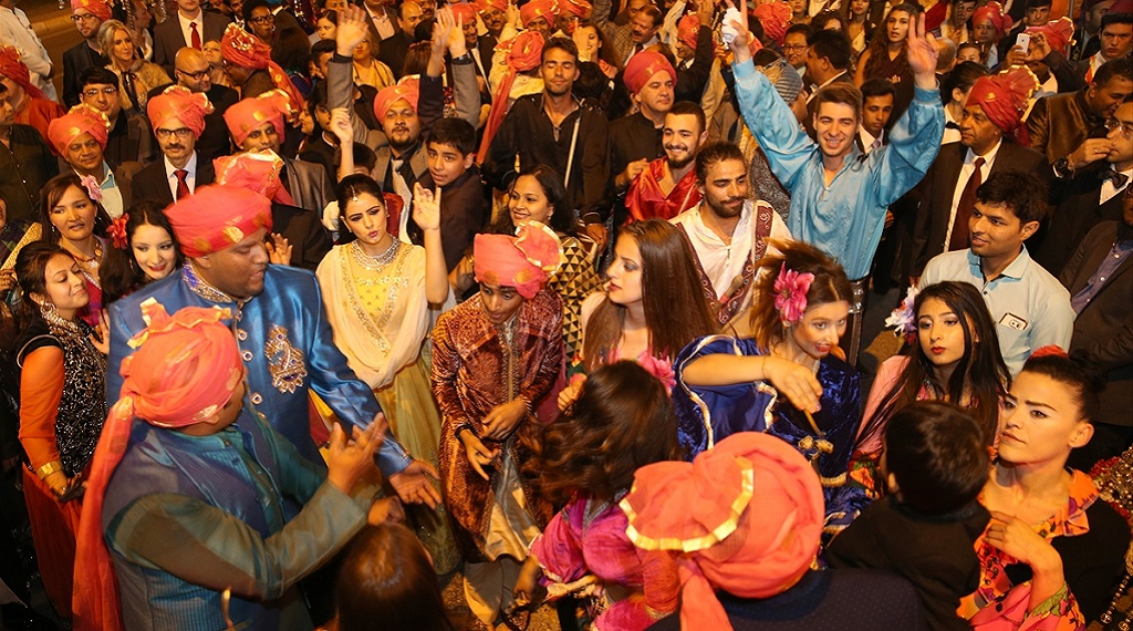 Antalya'da en bütçeli Hint düğünü organize edildi