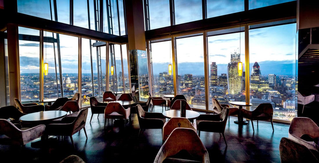 Dünyanın en romantik restoranları... Sevgililer gününe özel 14 muhteşem restoran 9 Aqua Shard'ın muhteşem atmosferi