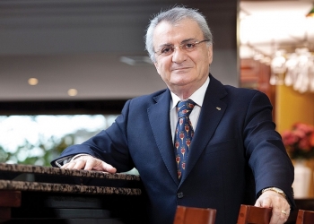 Timur Bayındır: Amerika'yı yeniden keşfetmiyoruz