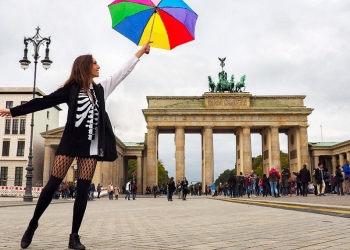 Türk turist yurt dışında 4,9 milyar dolar harcadı