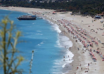 Rus turist sayısı 2020’de 7 milyonu geçecek 10 Rus turist sayısı 2020’de 7 milyonu geçecek