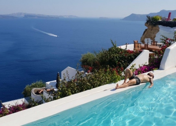 Valbuena'nın Santorini keyfi 5 Valbuena’nın Santorini keyfi