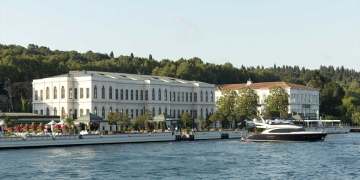 Four Seasons Hotel Istanbul at the Bosphorus dünyada ilk 10’da