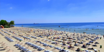 İstanbullular İBB plajlarına akın etti