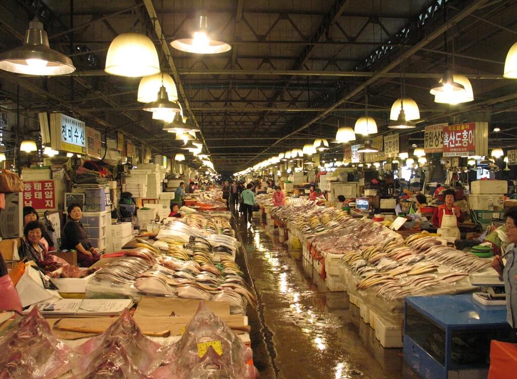 Noryangji Balık Pazarı