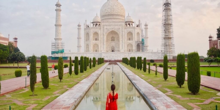 Sosyal medyanın en popüleri Taj Mahal