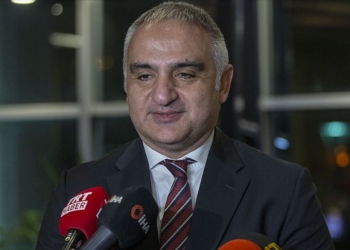 Kültür ve Turizm Bakanından ‘sözleşmeli personel’ açıklaması