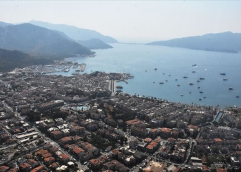 Kamu arazilerindeki turizm tesislerinden alınan gelirler 6 ay ertelendi