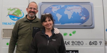 Dünya turundaki İngiliz çift korona günlerinde İstanbul’da kaldı