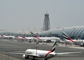 Coronavirüs nedeniyle askıya alınan uçuşların ardından, Emirates ilk yolcu uçuşlarını duyurdu 7 Coronavirüs nedeniyle askıya alınan uçuşların ardından, Emirates ilk yolcu uçuşlarını duyurdu