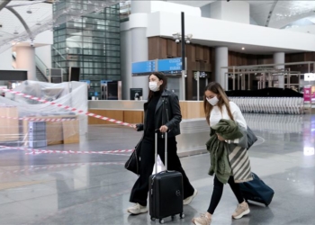 Türkiye’de bulunan 7 İspanyol, THY uçağıyla Barselona’ya hareket etti