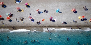 Hekimler Birliği Başkanı: Almanlar bu yaz tatile gidemeyecek