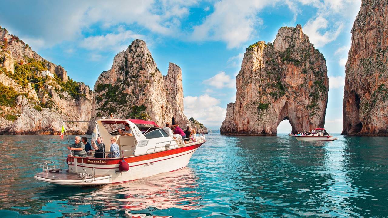 Capri Adası Turları Her Zaman Popüler