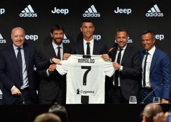 Cristiano Ronaldo Paris yolcusu 6 Cristiano Ronaldo Jorge Mendes Juventus imza toreni