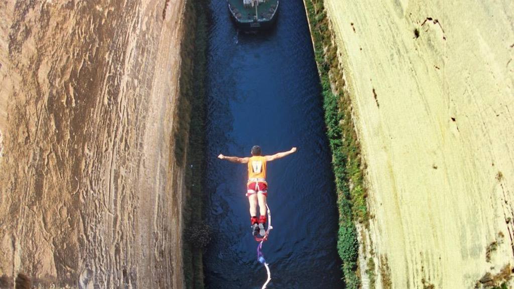 Korint Kanalında Bungee Jumping