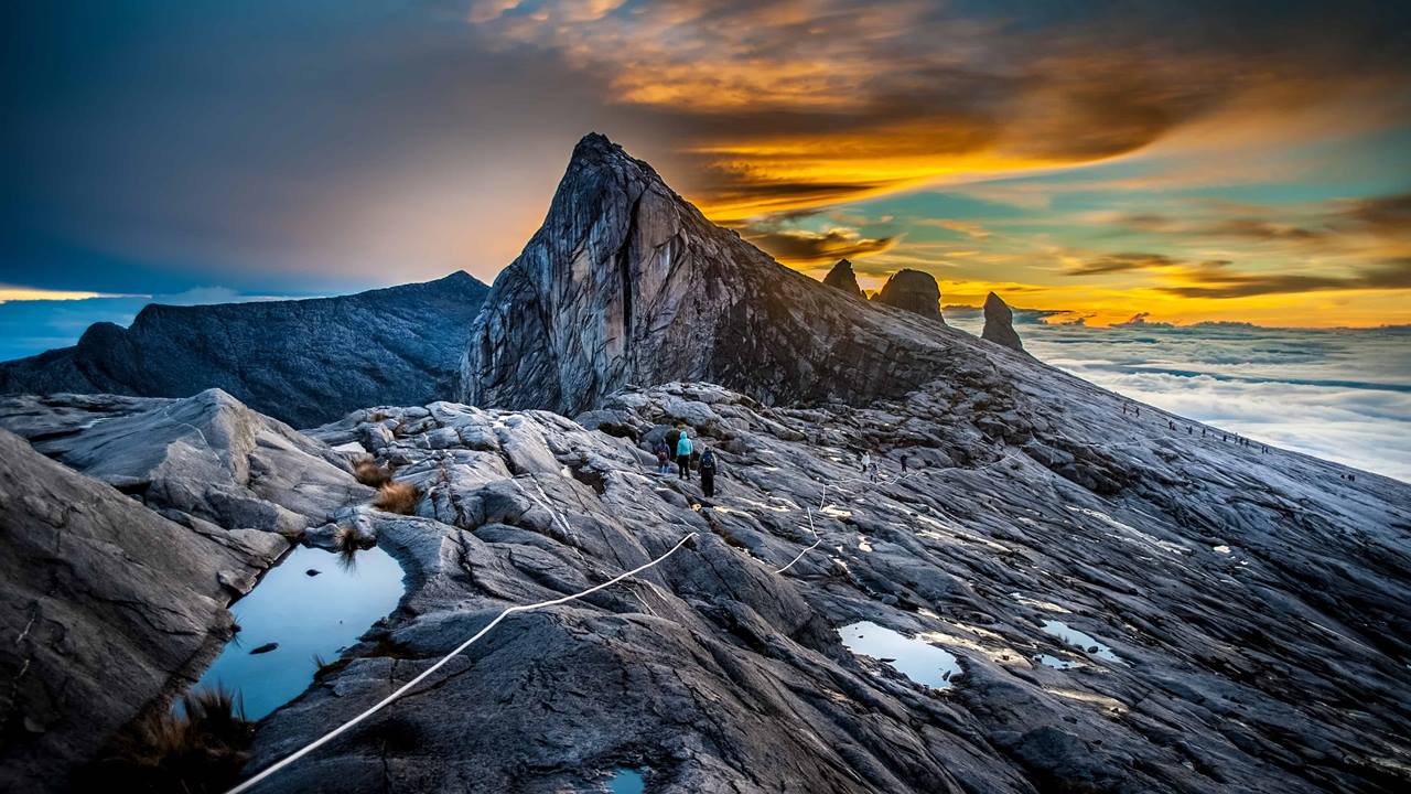 Malezya Gezilecek Yerler: Kinabalu Dağı